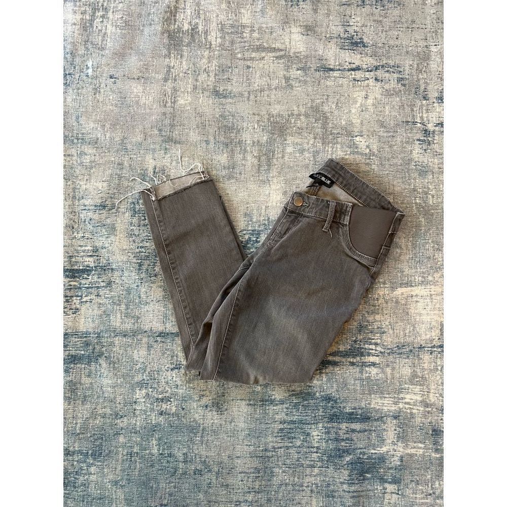 Indigo Blue Gray Rinse Distressed Cropped Maternity Jeans XS